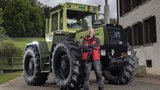Mit dem MB Trac 1500 hat sich Hanspeter Spring einen Bubentraum erfüllt.  (Bild: «die grüne» / Pia Neuenschwander)
