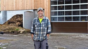 Meisterlandwirt Pete Meisterlandwirt Peter Mürner baute die Biogasanlage mit viel Eigenleistungen. Als Baupolier realisierte er den Fermenter in Eigenregie.