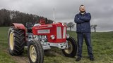Matthias Stirnimann mit seinem Schlüter Compact 850.  (Bild: «die grüne» / Pia Neuenschwander)