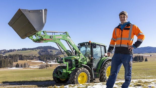 Gruene Traumtraktor

Tobias Kälin  Einsiedeln mit seinem John Deere



© Gian Vaitl  (Bild: «die grüne» / Gian Vaitl)