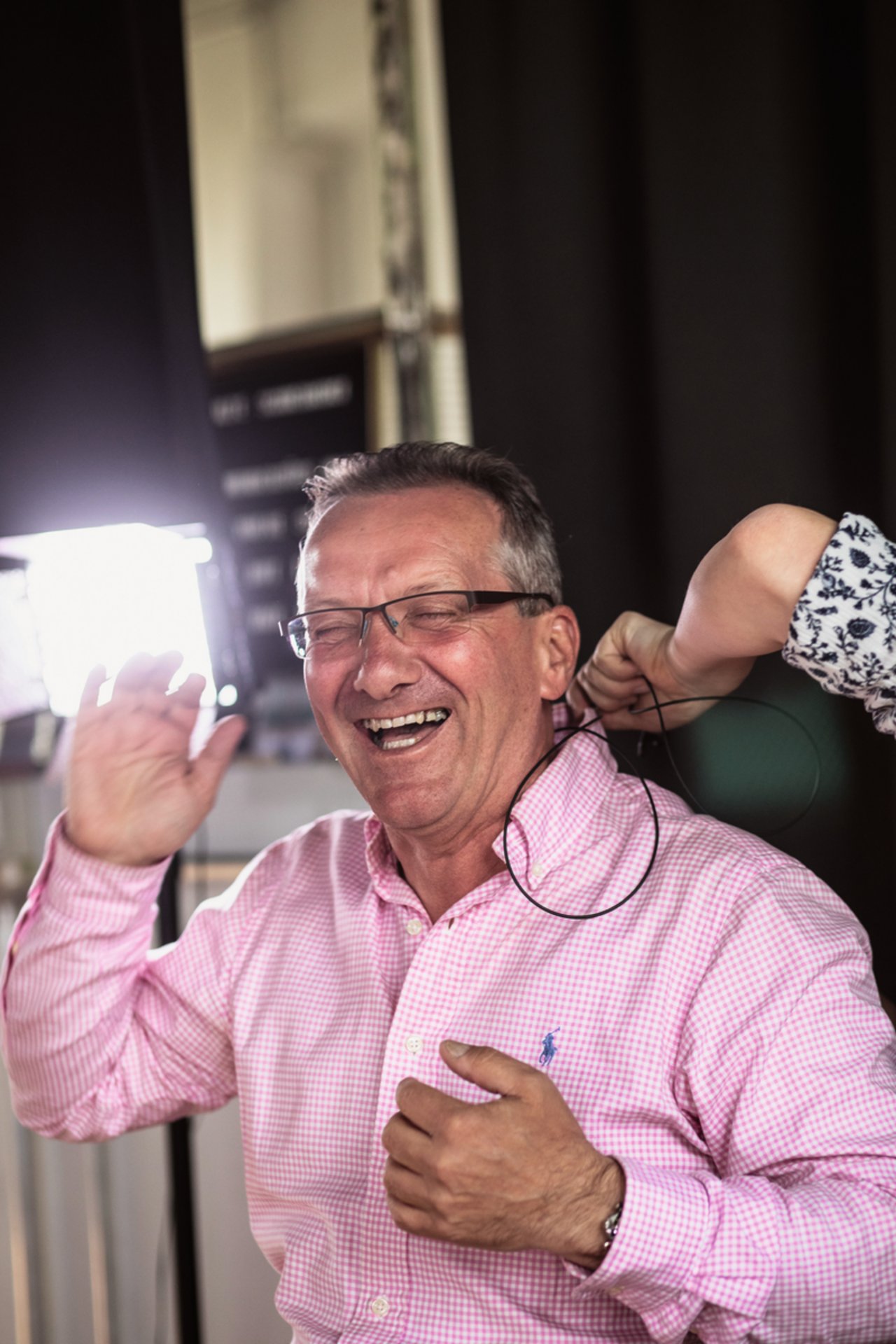 Michael Knoch von Porco Sano vor dem AgrarTalk zu Schweinehaltung und Antibiotika-Einsatz. Bild: Pia Neuenschwander